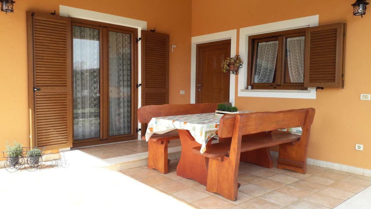 Apartman Lena Umag Luaran gambar